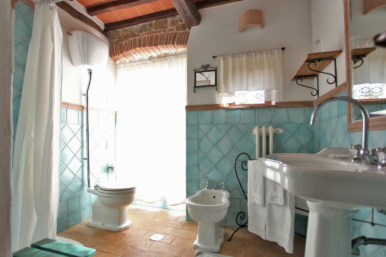 Casale Giacomini Bed & Breakfast Manciano Exterior photo